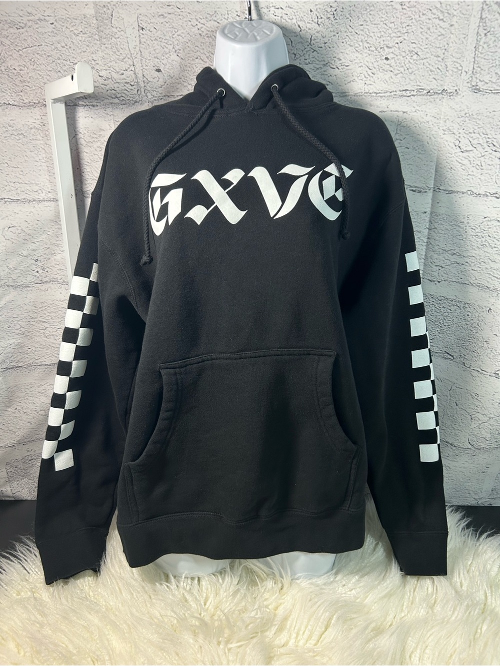 Rad GXVE Hoodie 🖤🤍